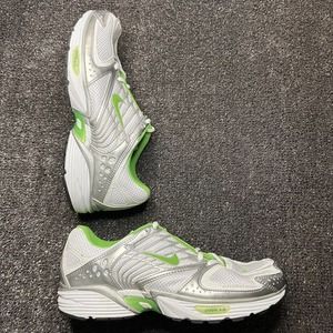 Nike Air Zoom Elite Women’s Size 8.5 Running Shoes 2006 Silver Green 311123-131